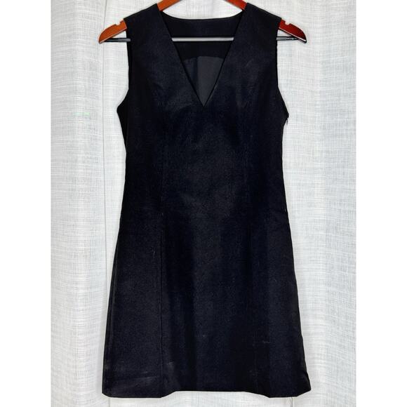 NWT REVOLVE & MINIMALIST lovers COMMENSE Black Linen Blend V-Neck Dress Sz Small - Picture 2 of 7